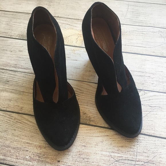 Free People Black Suede Deep V Ankle Booties - Picture 3 of 8